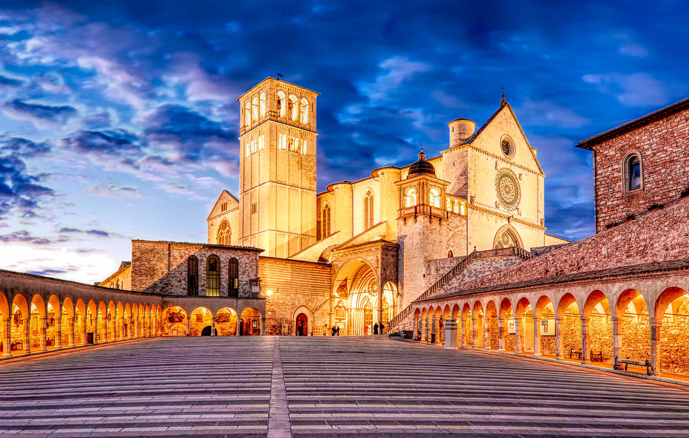 acliviaggi-assisi-urbino-frasassi-assisi-tramonto-ma