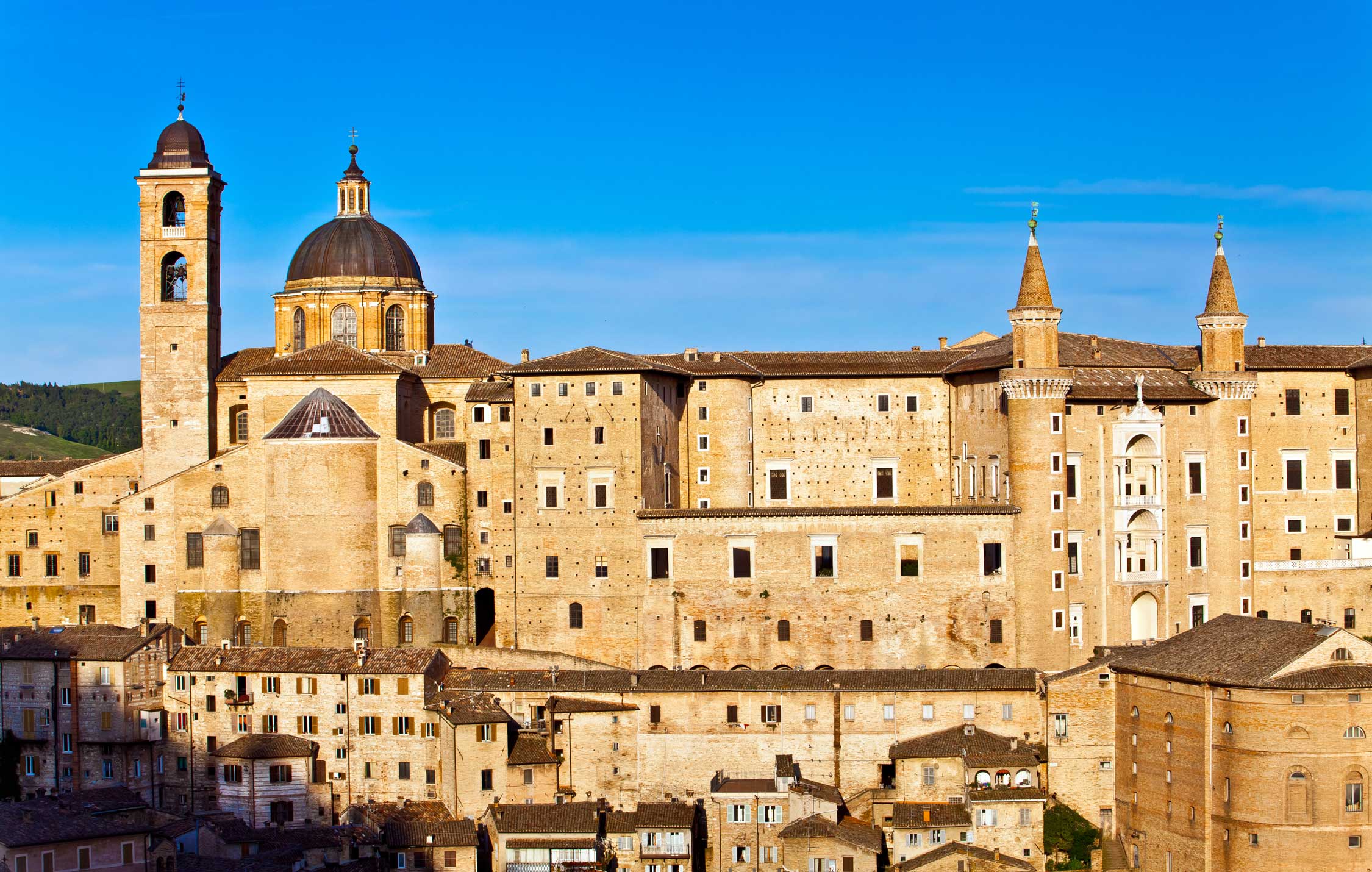 acliviaggi-assisi-urbino-frasassi-urbino-ma