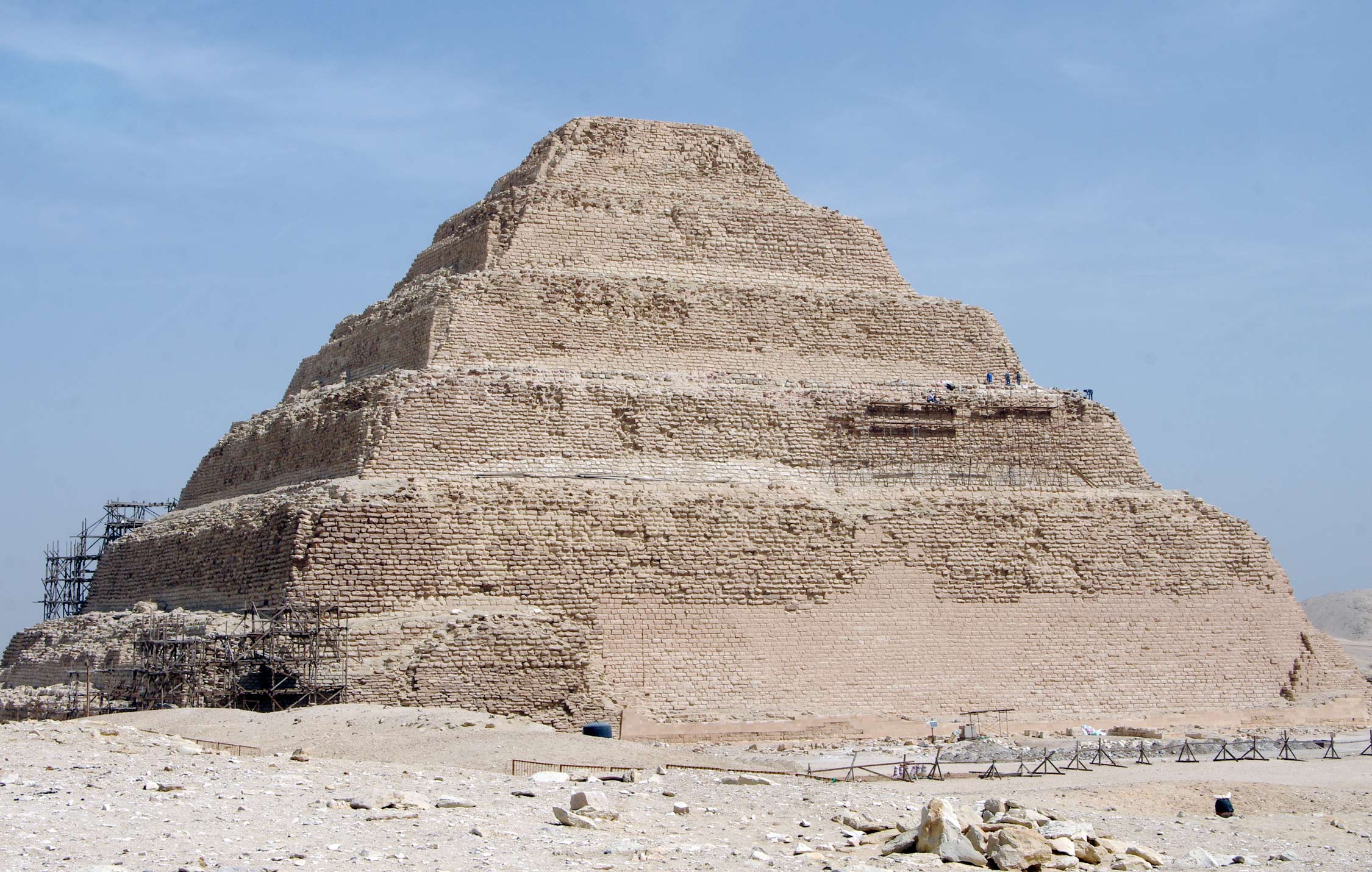 acliviaggi-cairo-Piramide-a-gradoni-di-Djoser-PB