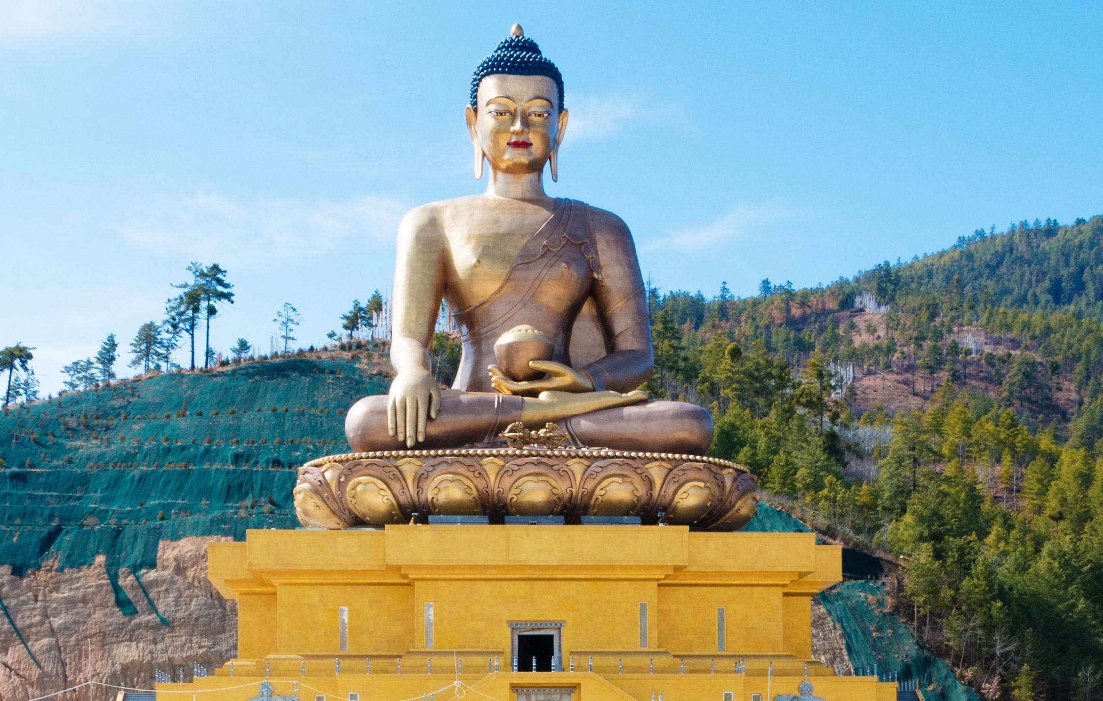 acliviaggi-calcutta-e-bhutan-buddha-dordenma-pb
