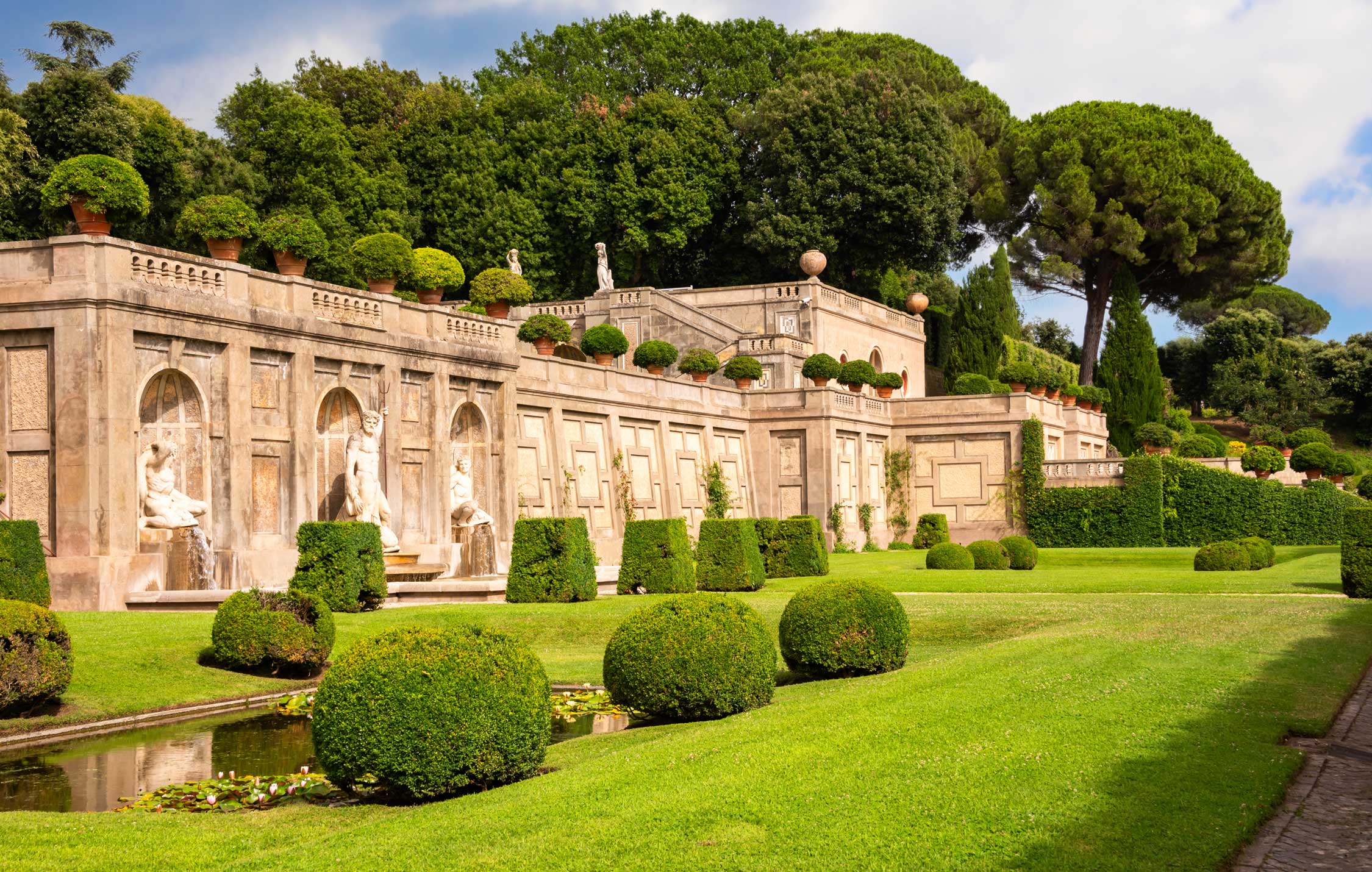 acliviaggi-castelli-romani-castel-gandolfo-particolare-ma