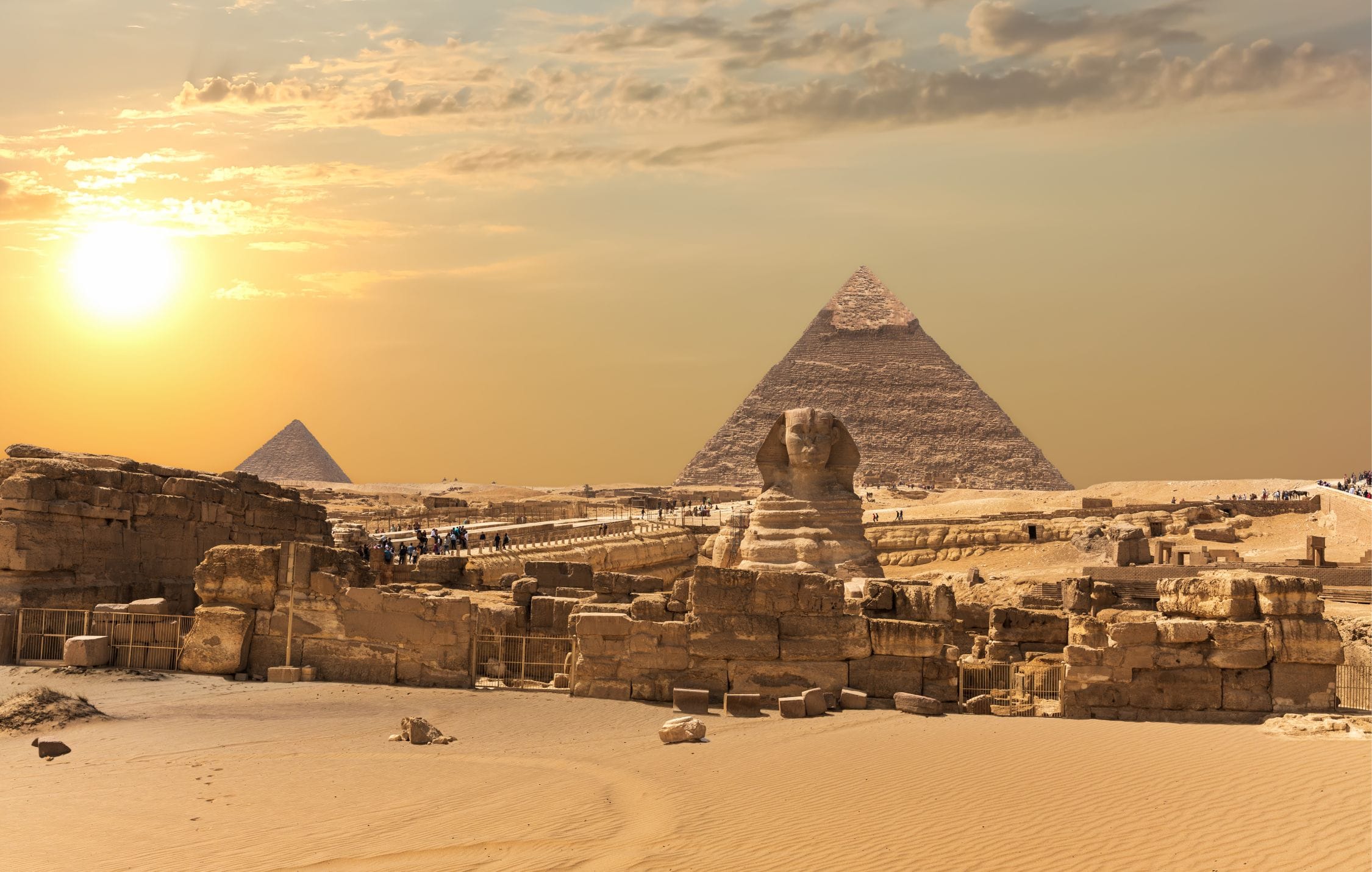 acliviaggi-egitto-giza-pyramid-complex-view-great-sphinx-egypt