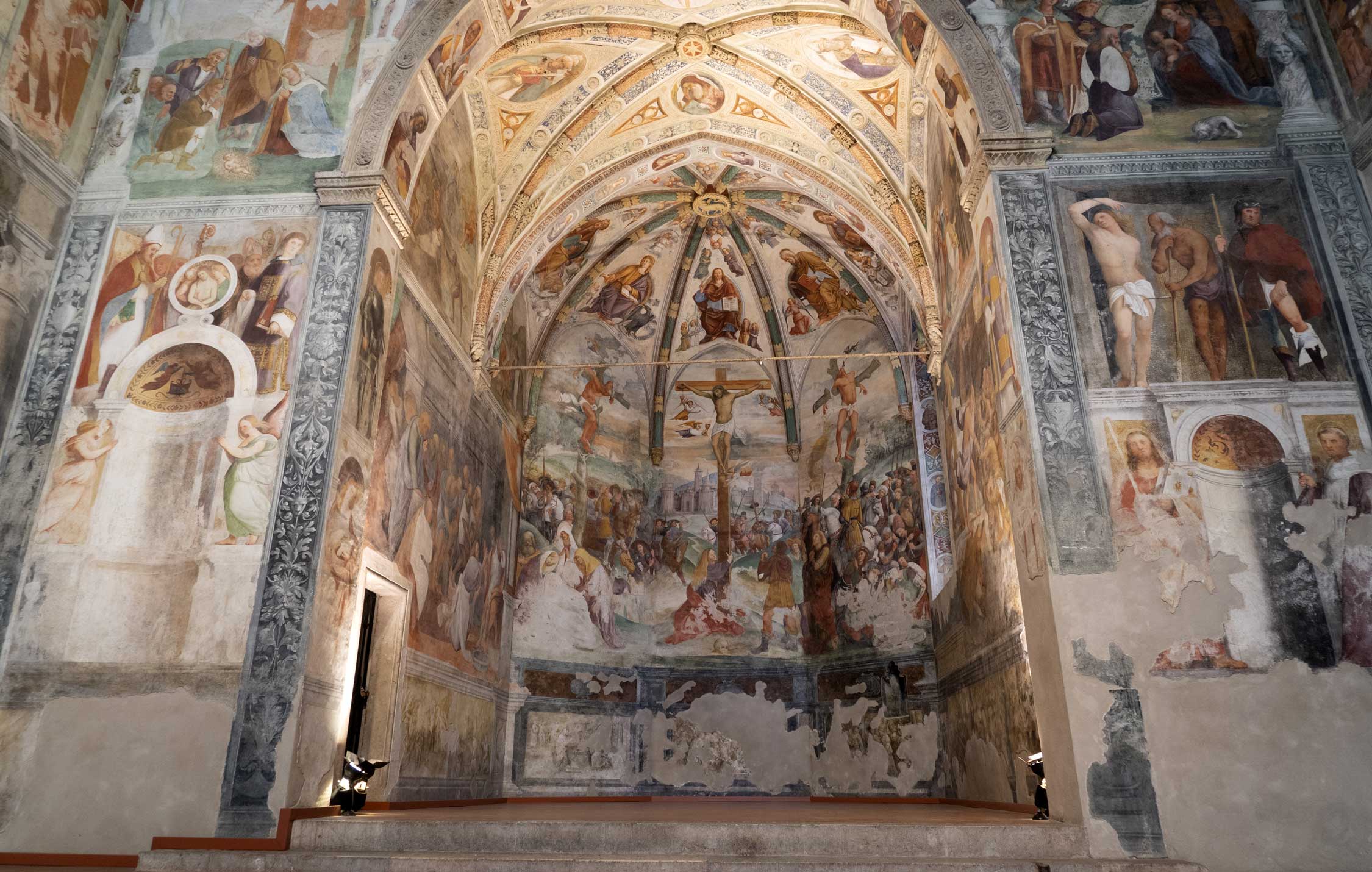 acliviaggi-friuli-vajont-san-daniele-del-friuli-chiesa-interni-ma