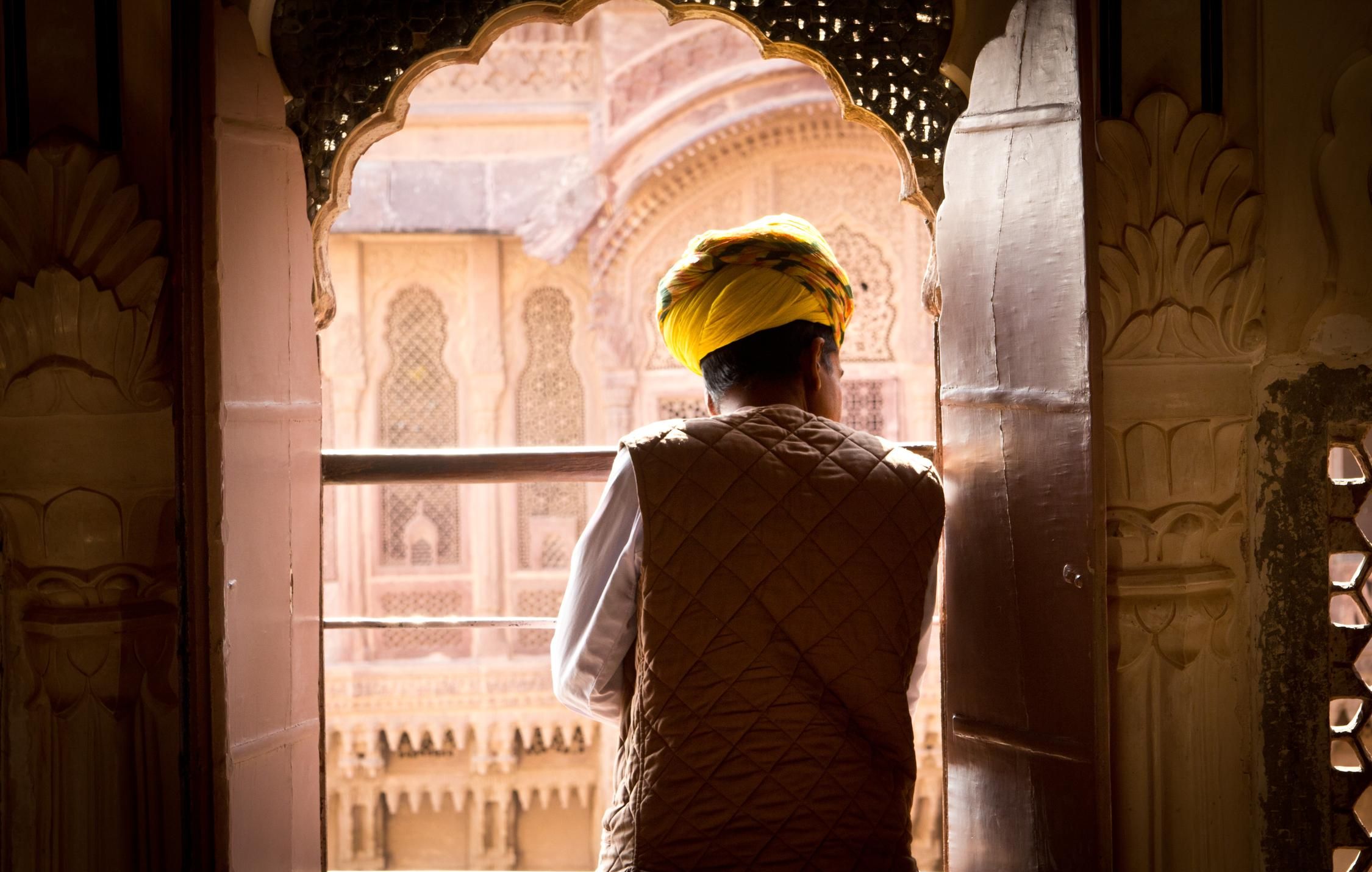 acliviaggi-india-diwali-finestra-su-taj-mahal-ma