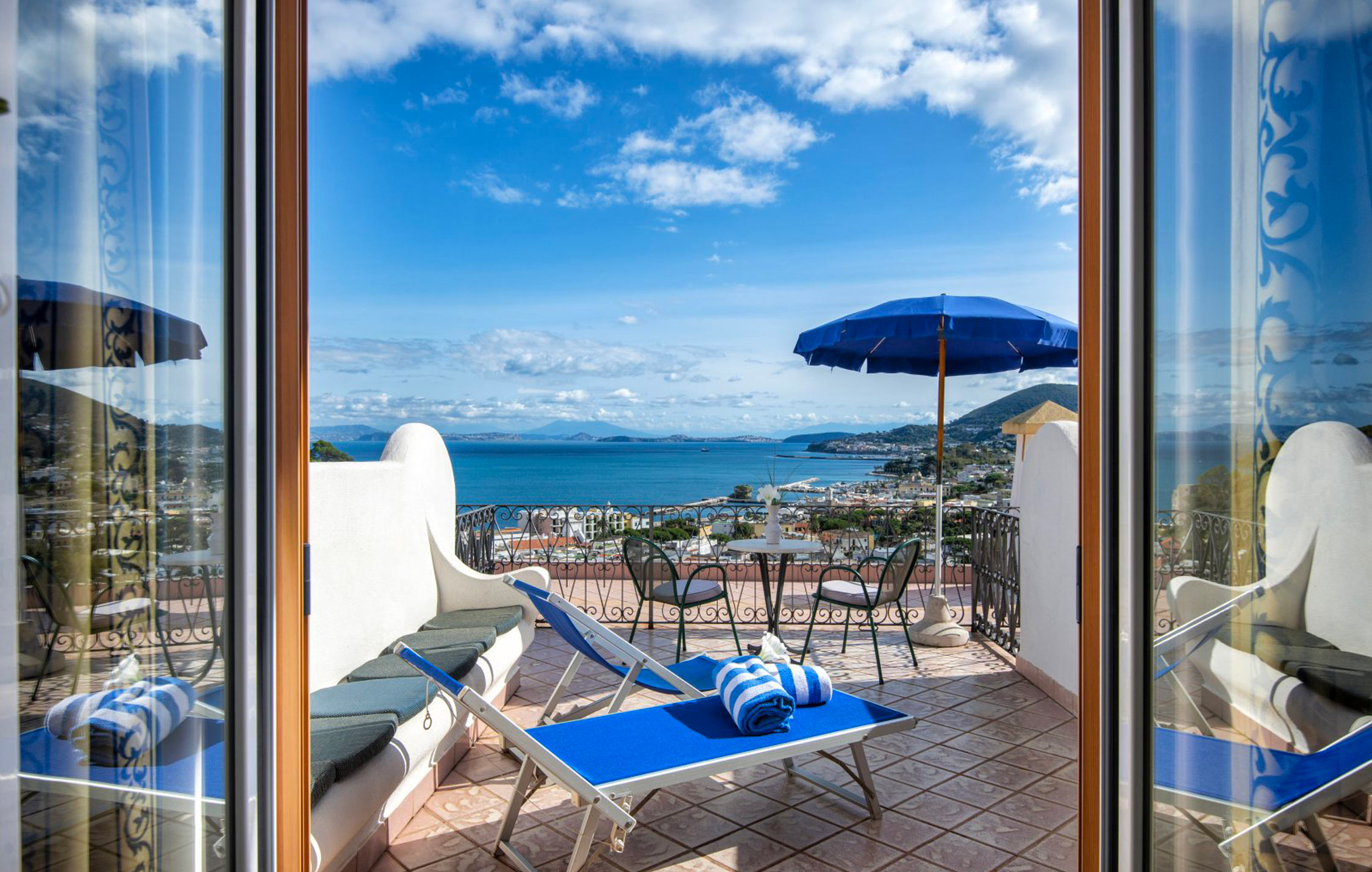 acliviaggi-ischia-imperatore-hotel-san-lorenzo-forio-campania-veduta
