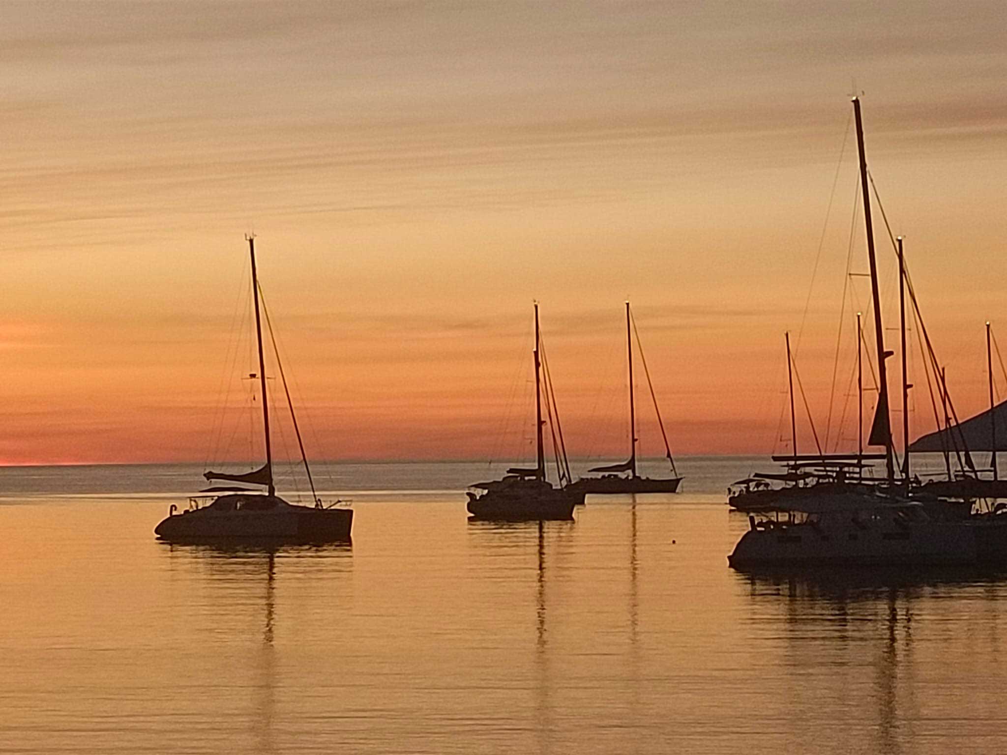 acliviaggi-isole-eolie-tramonto-foto-grp