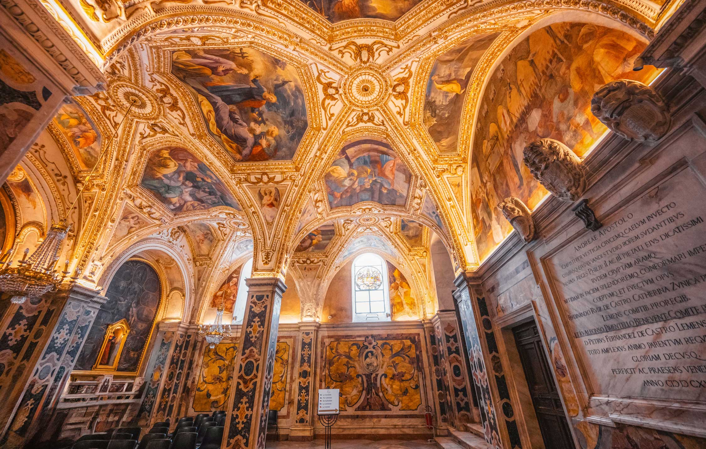 acliviaggi-napoli-e-costiera-dettaglio-duomo-amalfi-intetni-ma