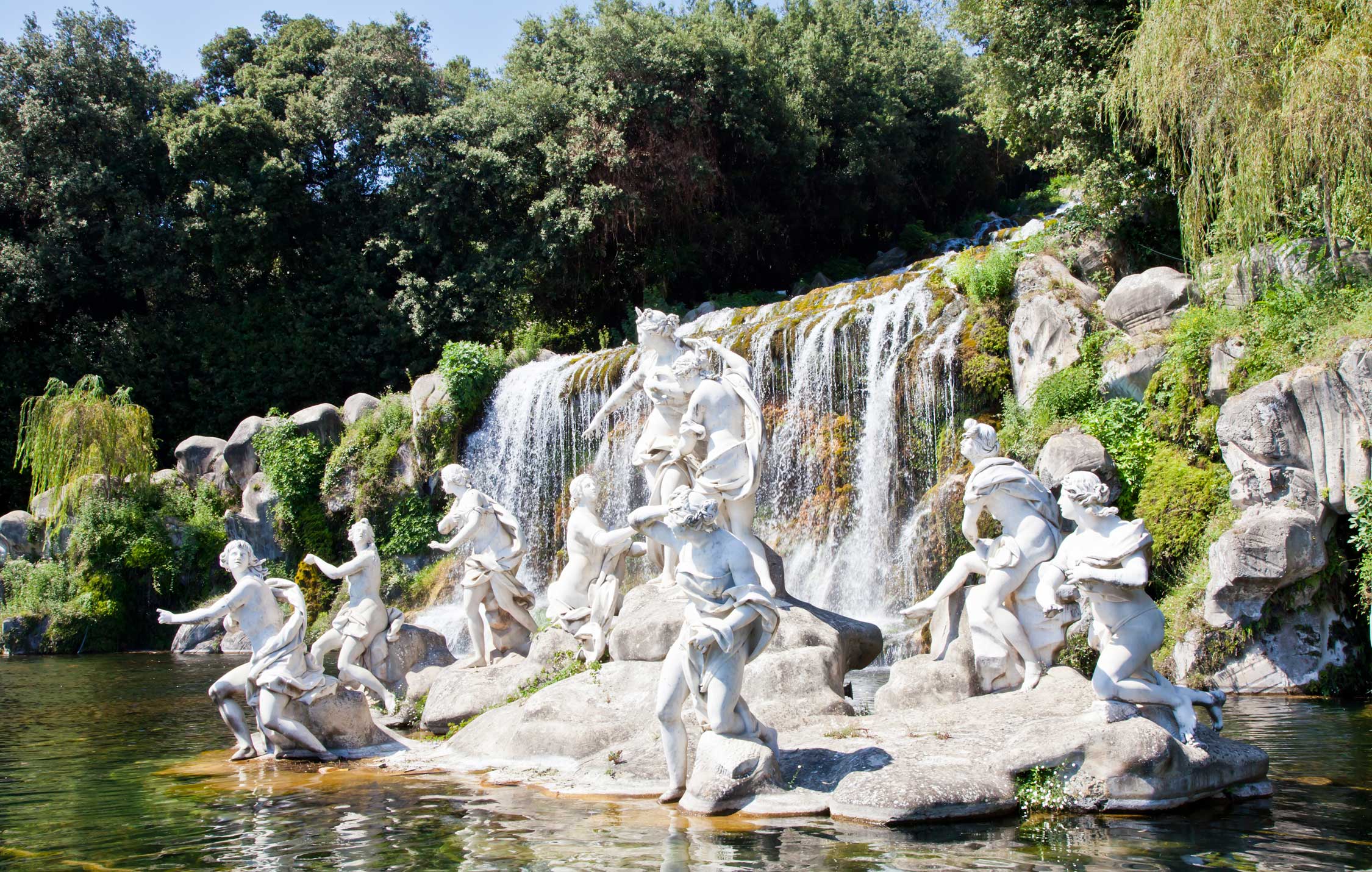 acliviaggi-napoli-e-costiera-fontana-giardini-reggia-casserta-ma