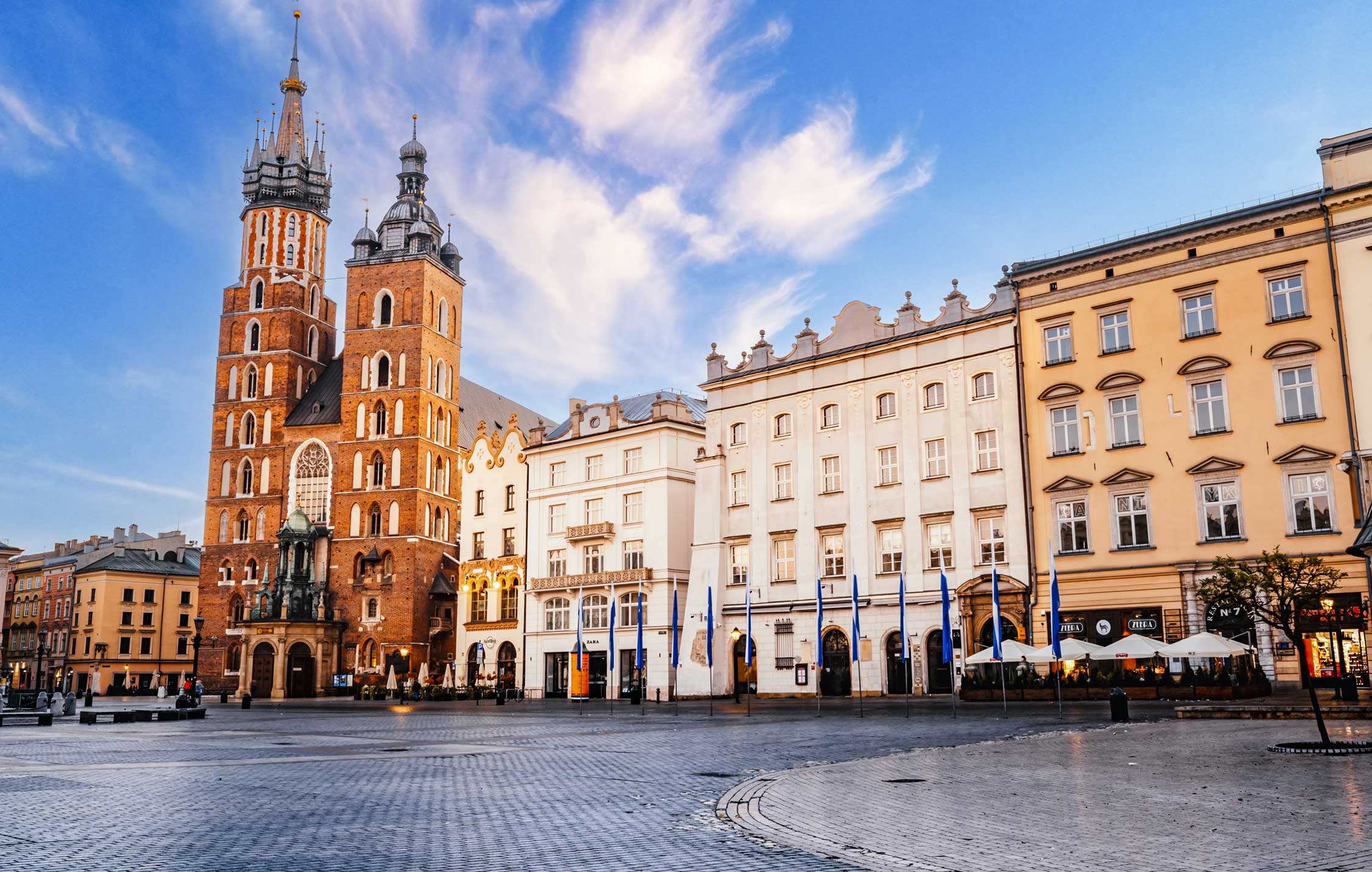 acliviaggi-polonia-cracovia-piazza-centro-storico-ma