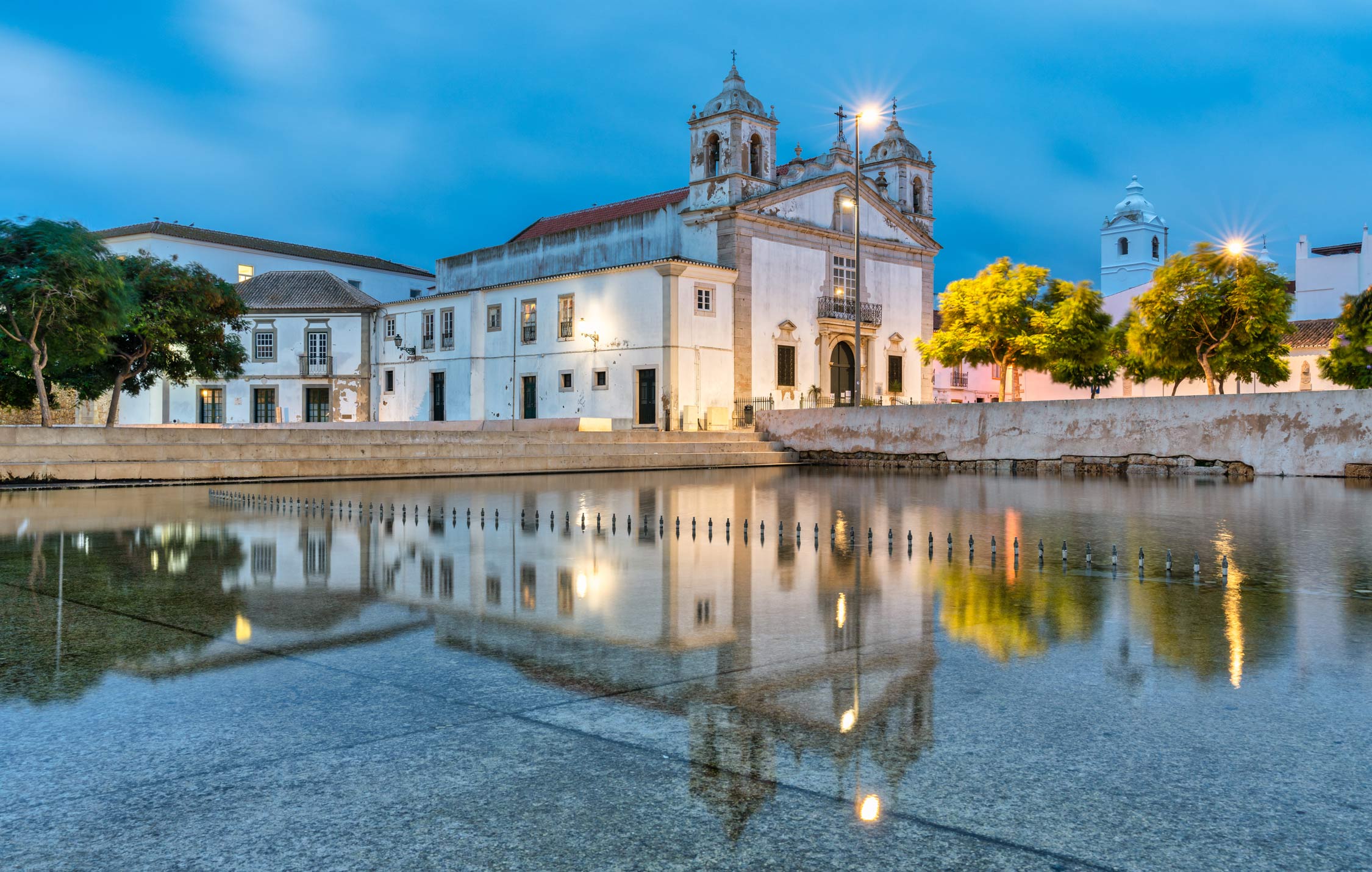 acliviaggi-sud-portogallo--chiesa-santa-maria-lagos--sud-portogallo-ma