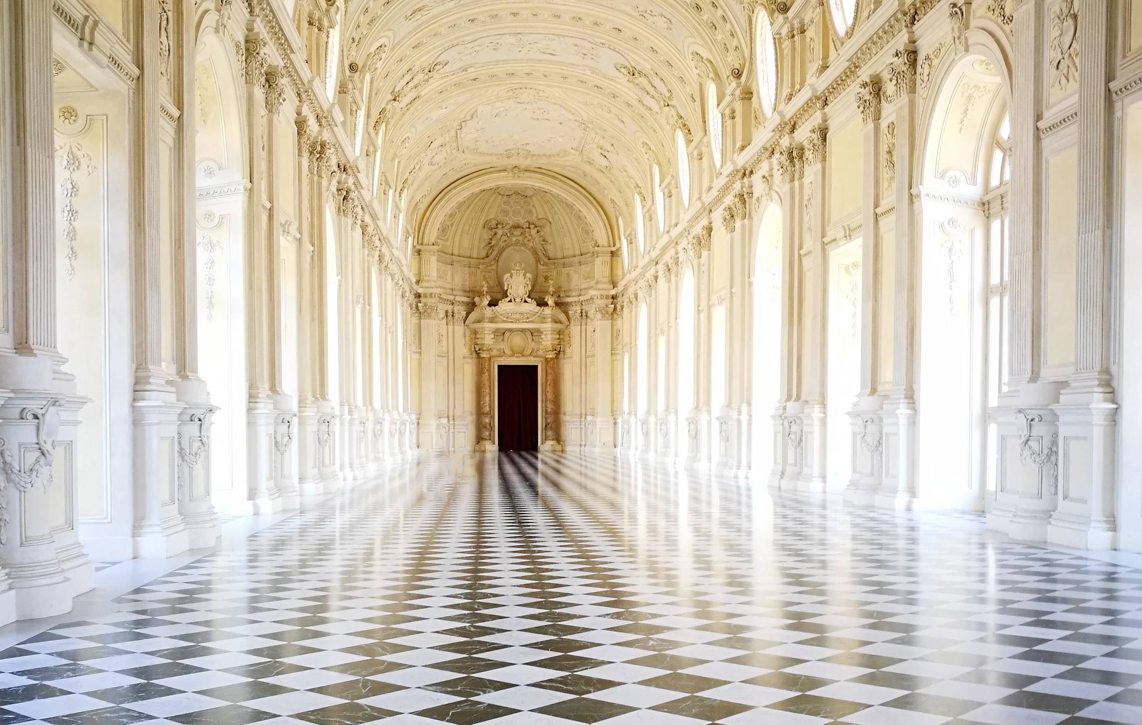 acliviaggi-torino-Grande-Galleria-Venaria-pixabay