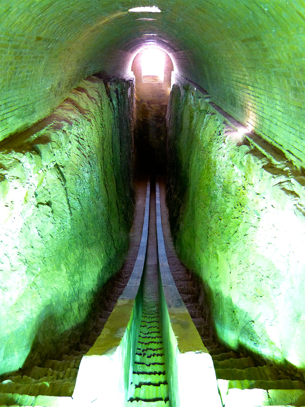 acliviaggi-uzbekistan-Osservatorio-di-Ulugh-Beg-interno-pb