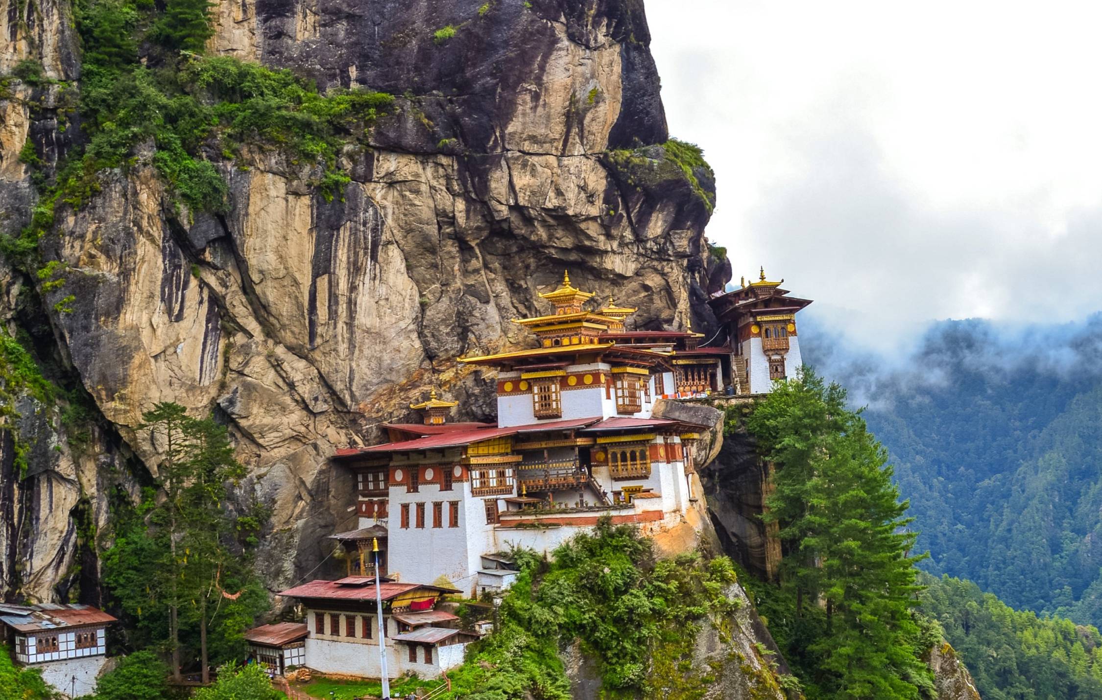acliviaggi bhutan Tiger's Nest mnastero incastonato pb