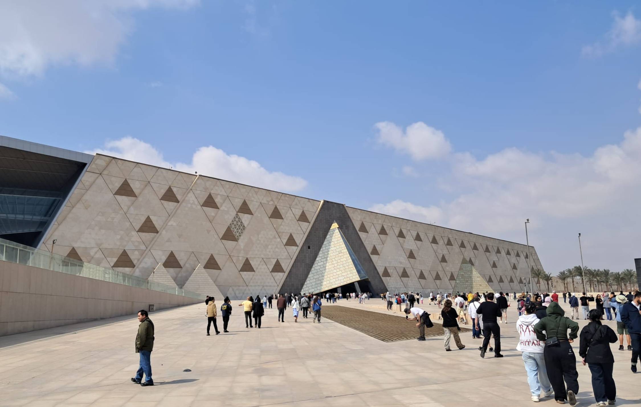 acliviaggi viaggio di gruppo Egitto Cairo Grand Egyptian Museum dettaglio
