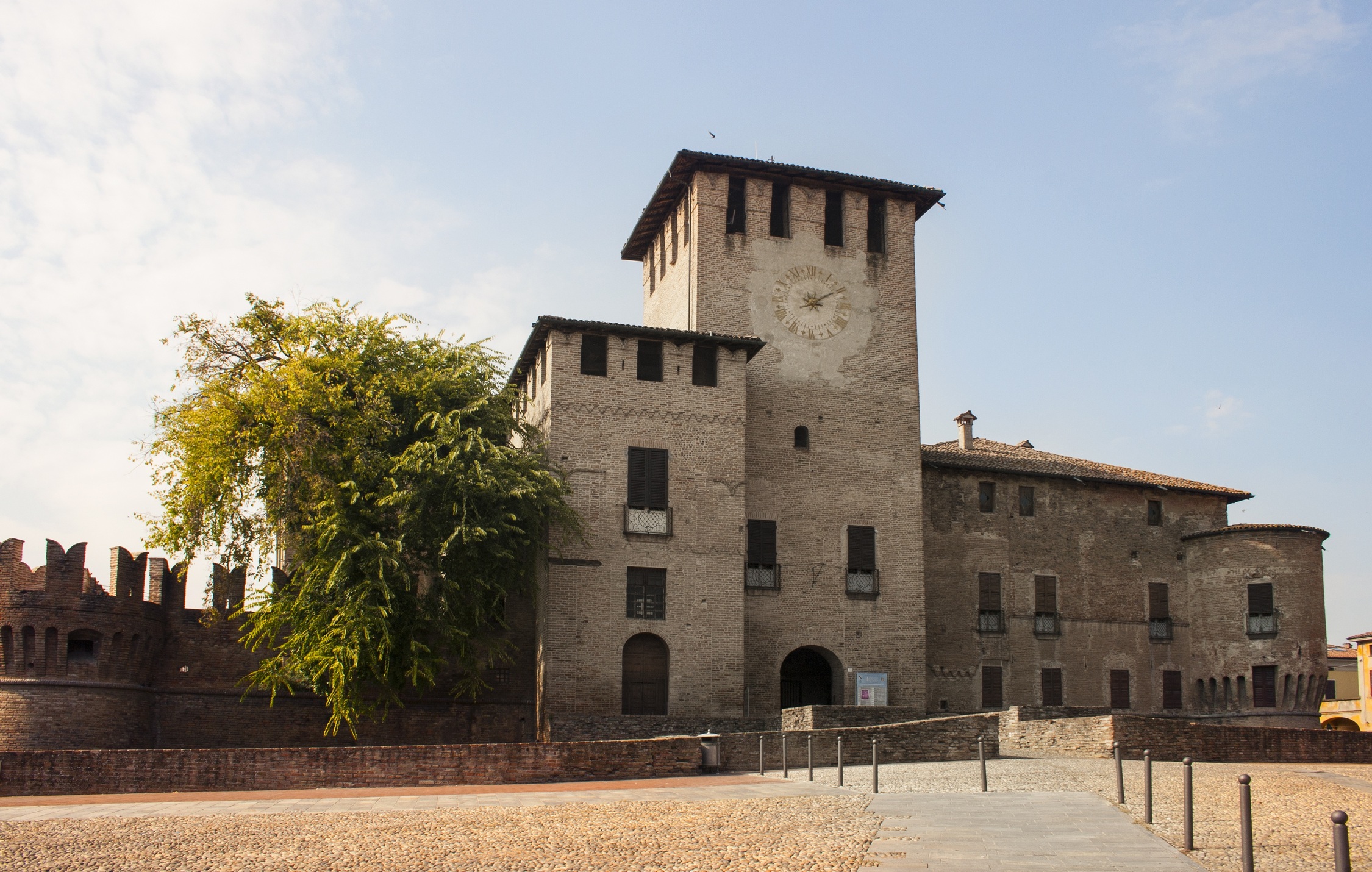 acliviaggi parma rocca san vitale fontanellato PB