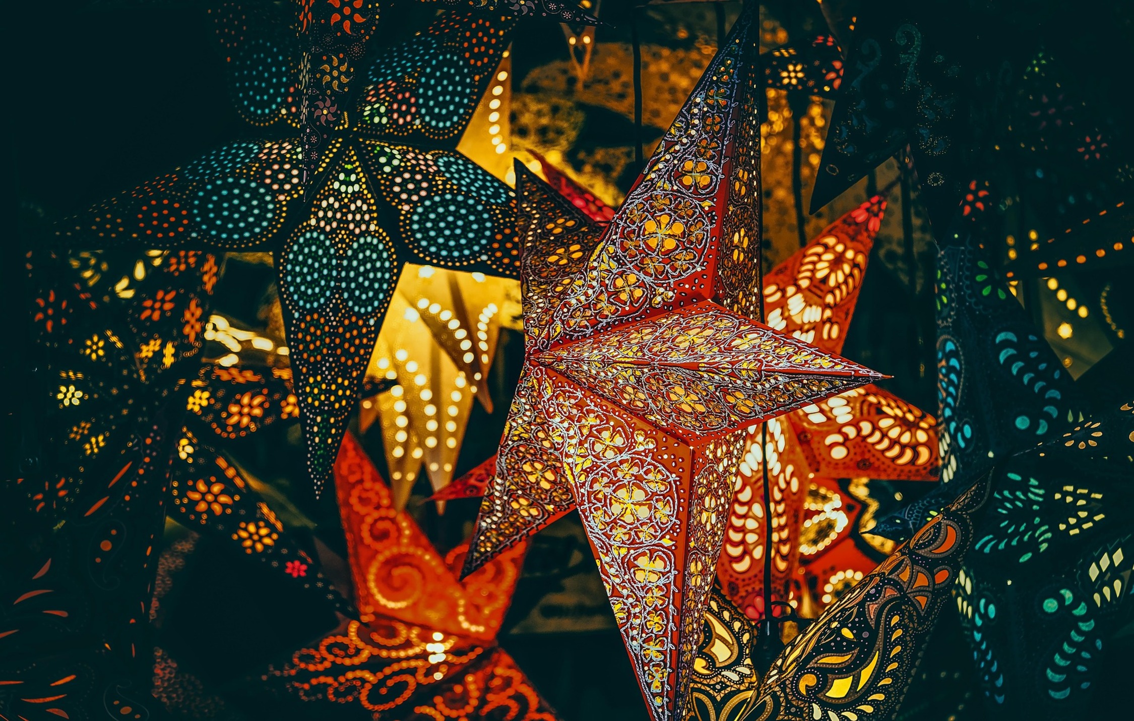 acliviaggi px stelle colorate mercatino